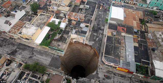 Guatemala sinkhole in 2010