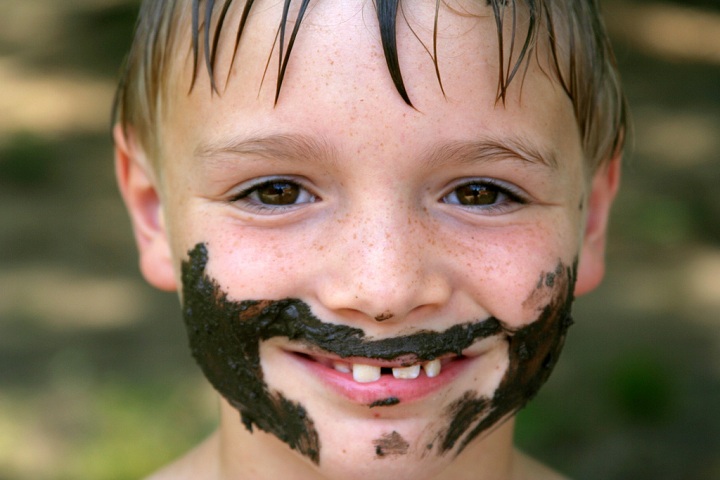 kid-dirt-on-face